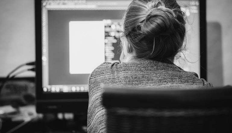 BILDSCHIRMARBEIT - HYBRID & GESUND